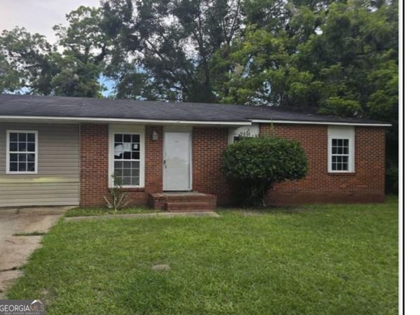 64 Henry Street, Camilla, GA 31730