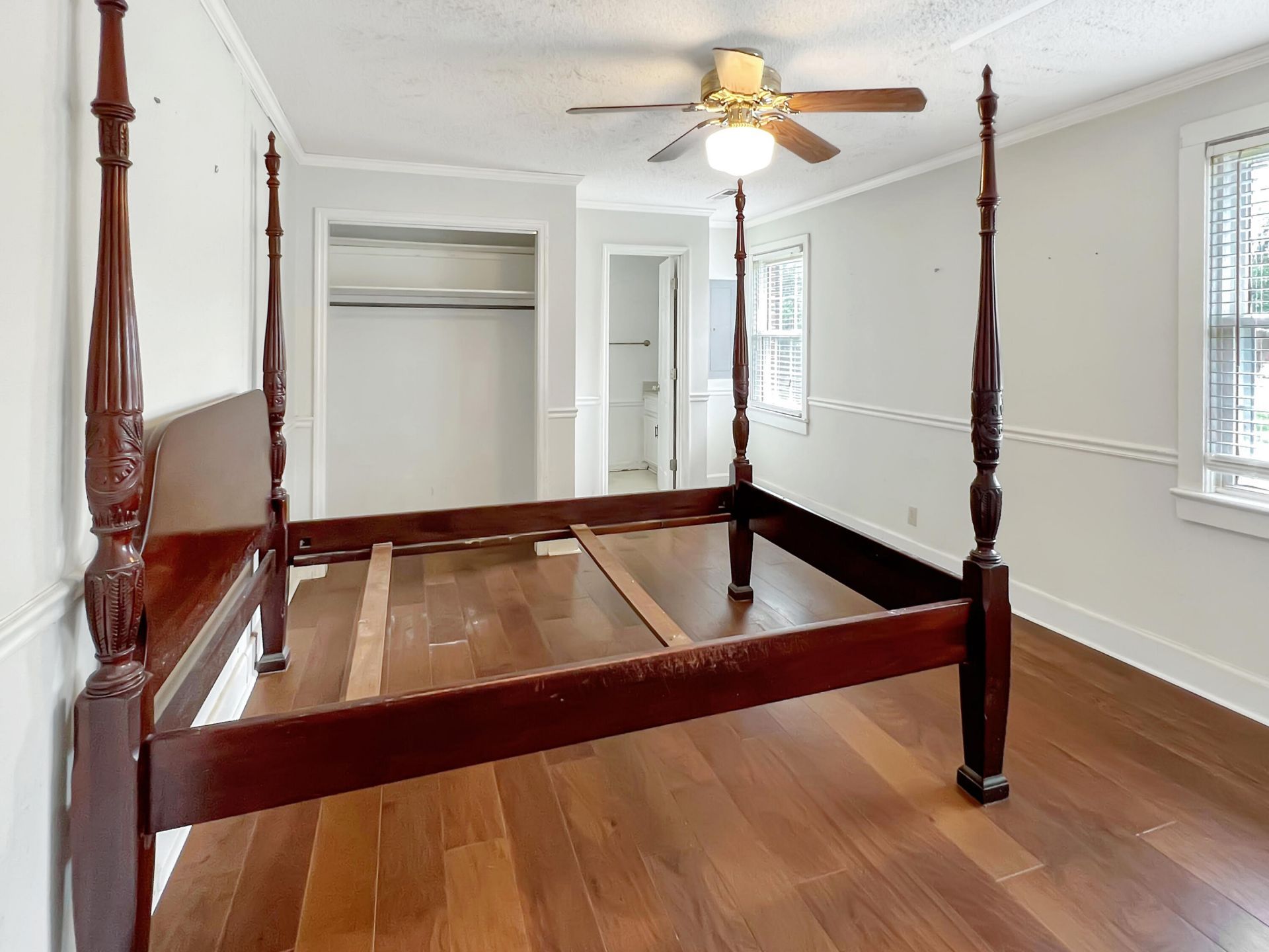202 Johnston Street Photo 9