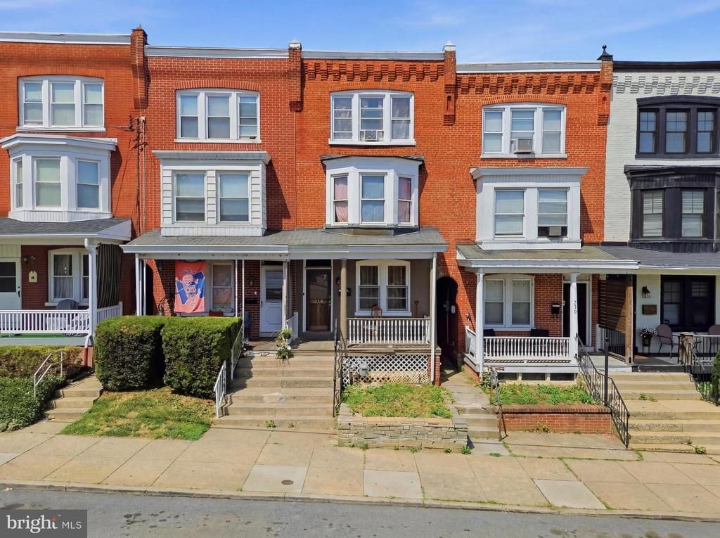 228 N Reservoir Street, Lancaster, PA 17602 Main Photo