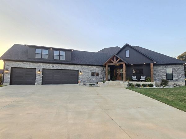39 Republican Loop, Greenbrier, AR 72058