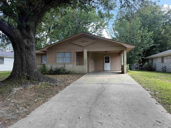 2307 Dianne Drive , Pine Bluff, AR 71603