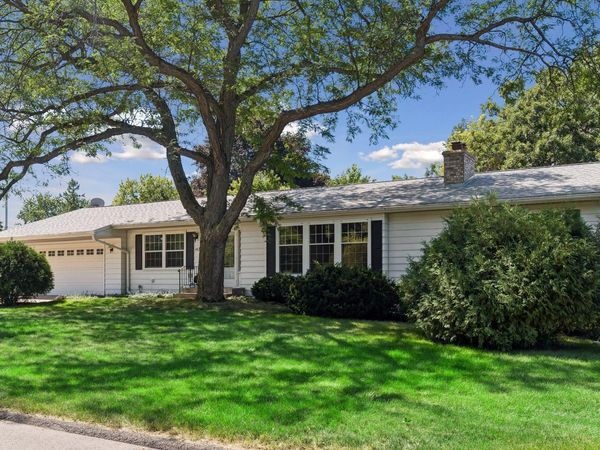 14211 Lennell Drive, Minnetonka, MN 55345