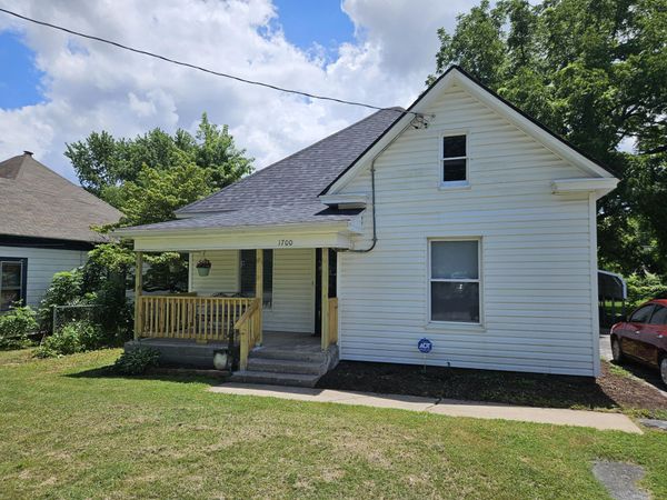 1700 W Atlantic Street , Springfield, MO 65803