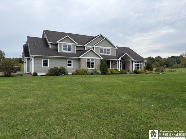 100 Tiffany Lane , Frewsburg, NY 14738