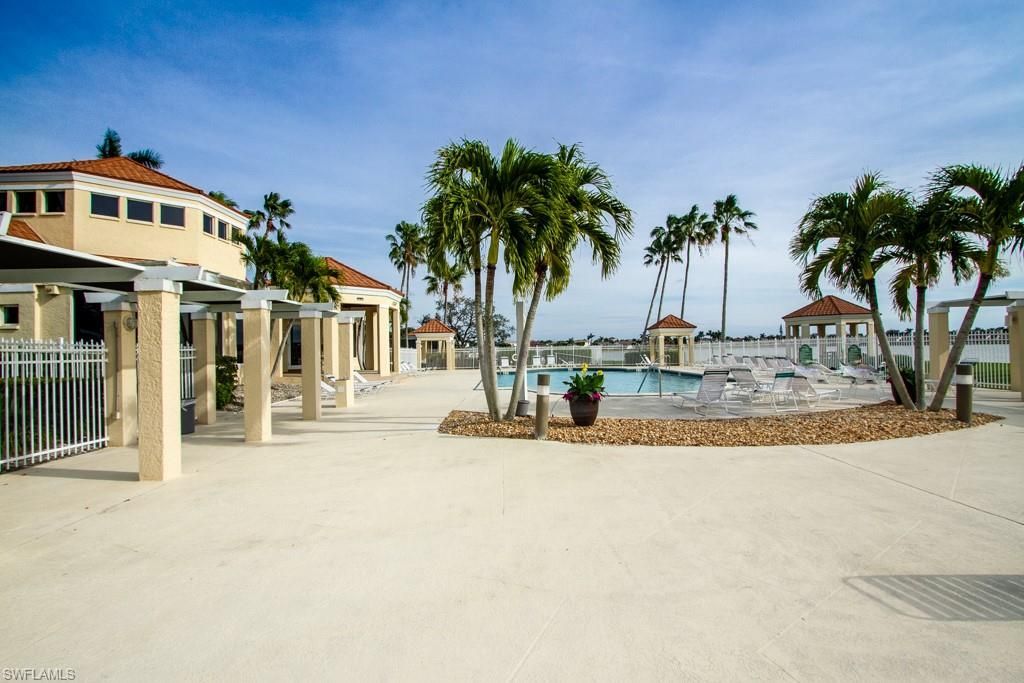 7768 Jewel Ln , Unit 102, Naples, FL 34109 Photo