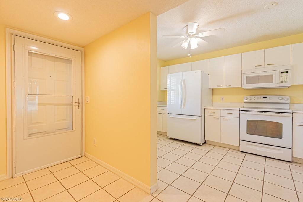 7768 Jewel Ln , Unit 102, Naples, FL 34109 Photo