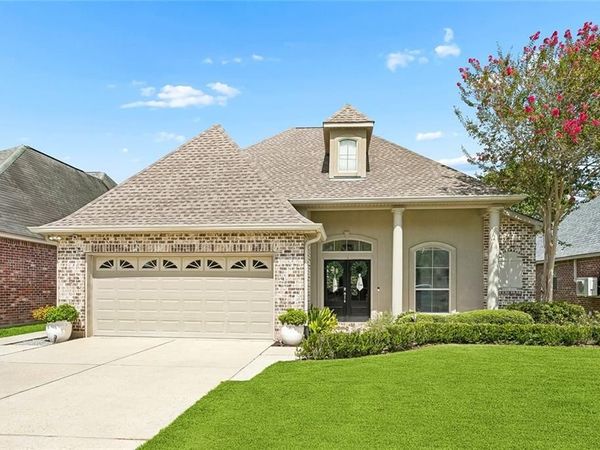 2348 COURS CARSON Street , Mandeville, LA 70448