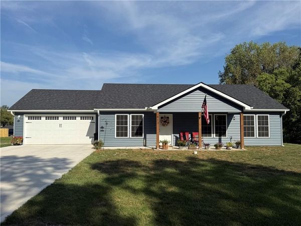 613 S Whitmer Street, Richmond, MO 64085