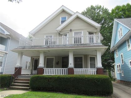1520 Ridgewood Avenue Lakewood, OH 44107