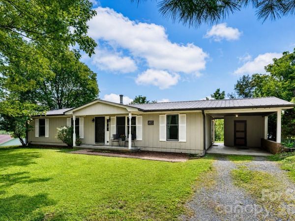1057 Skyway Drive , Marshall, NC 28753