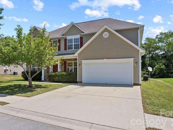 273 Wildbriar Road, Fletcher, NC 28732