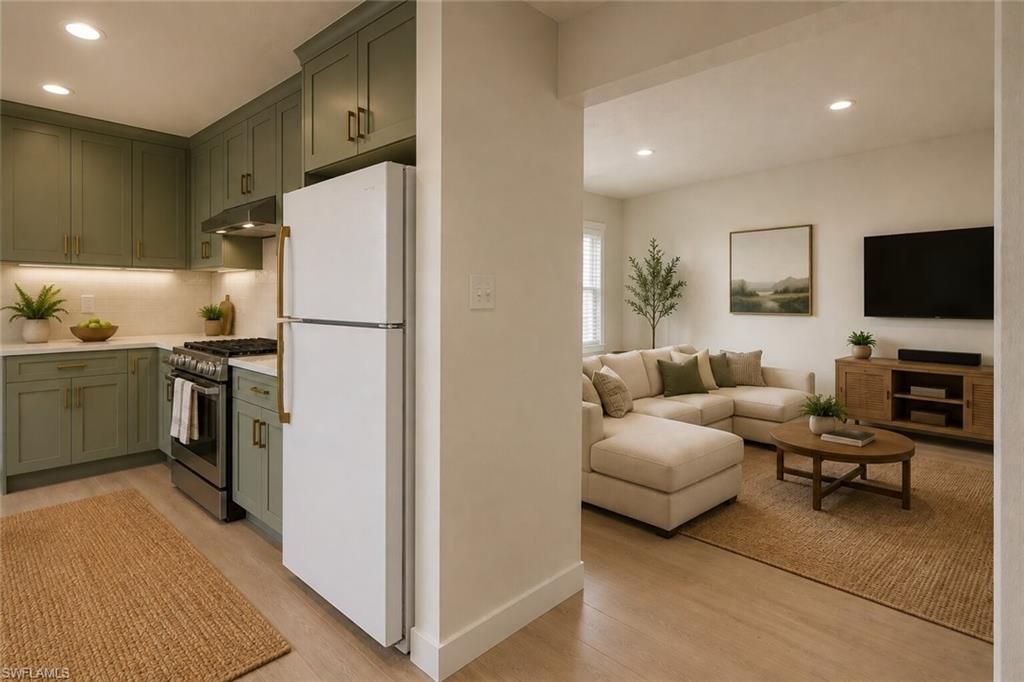 223 8th Ave S, Unit 223B, Naples, FL 34102 Photo