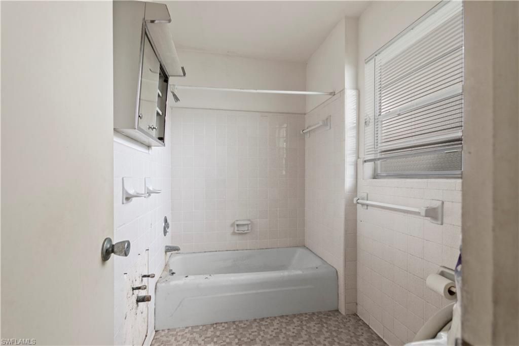 223 8th Ave S, Unit 223B, Naples, FL 34102 Photo