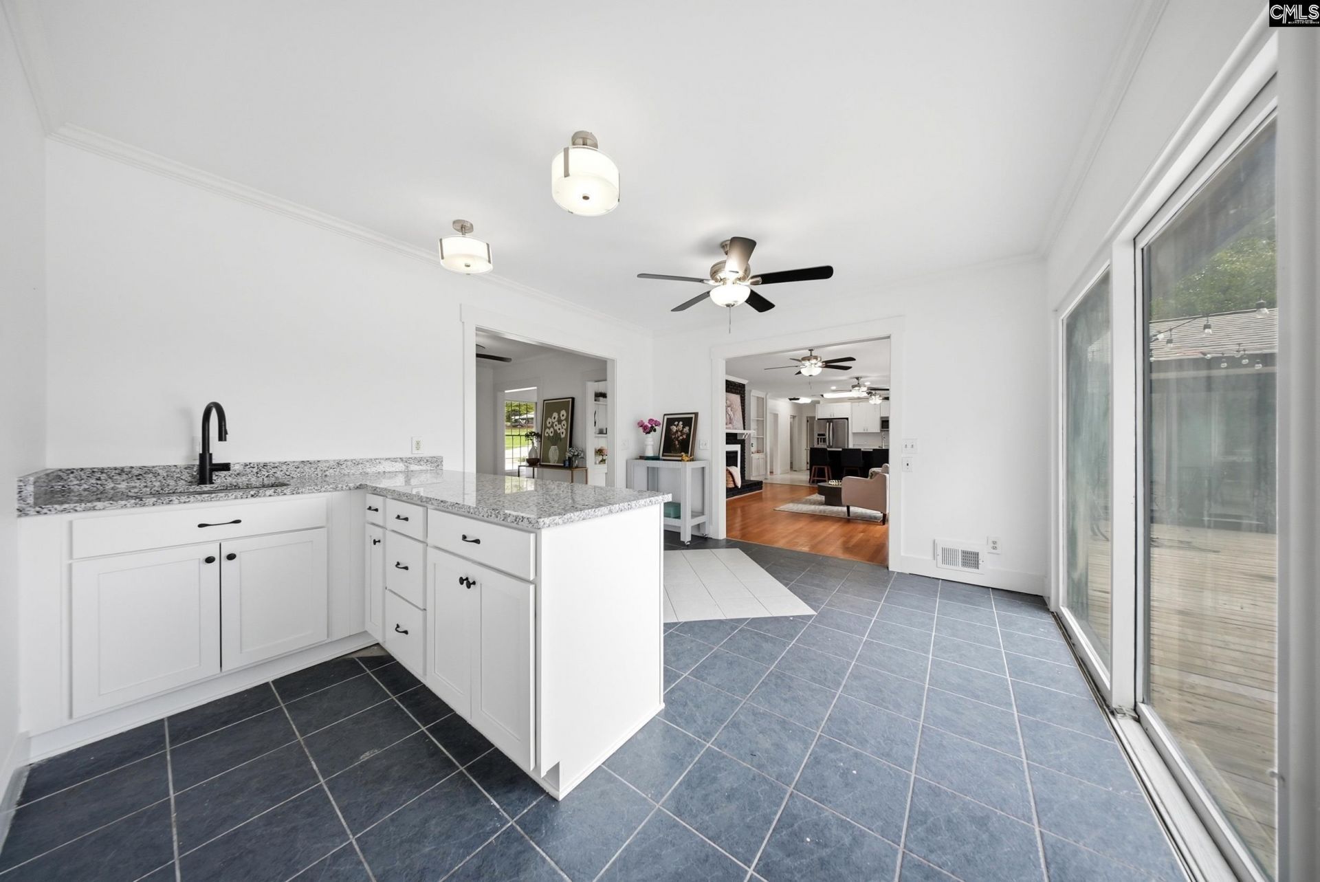 18 Northlake Road  Photo 18