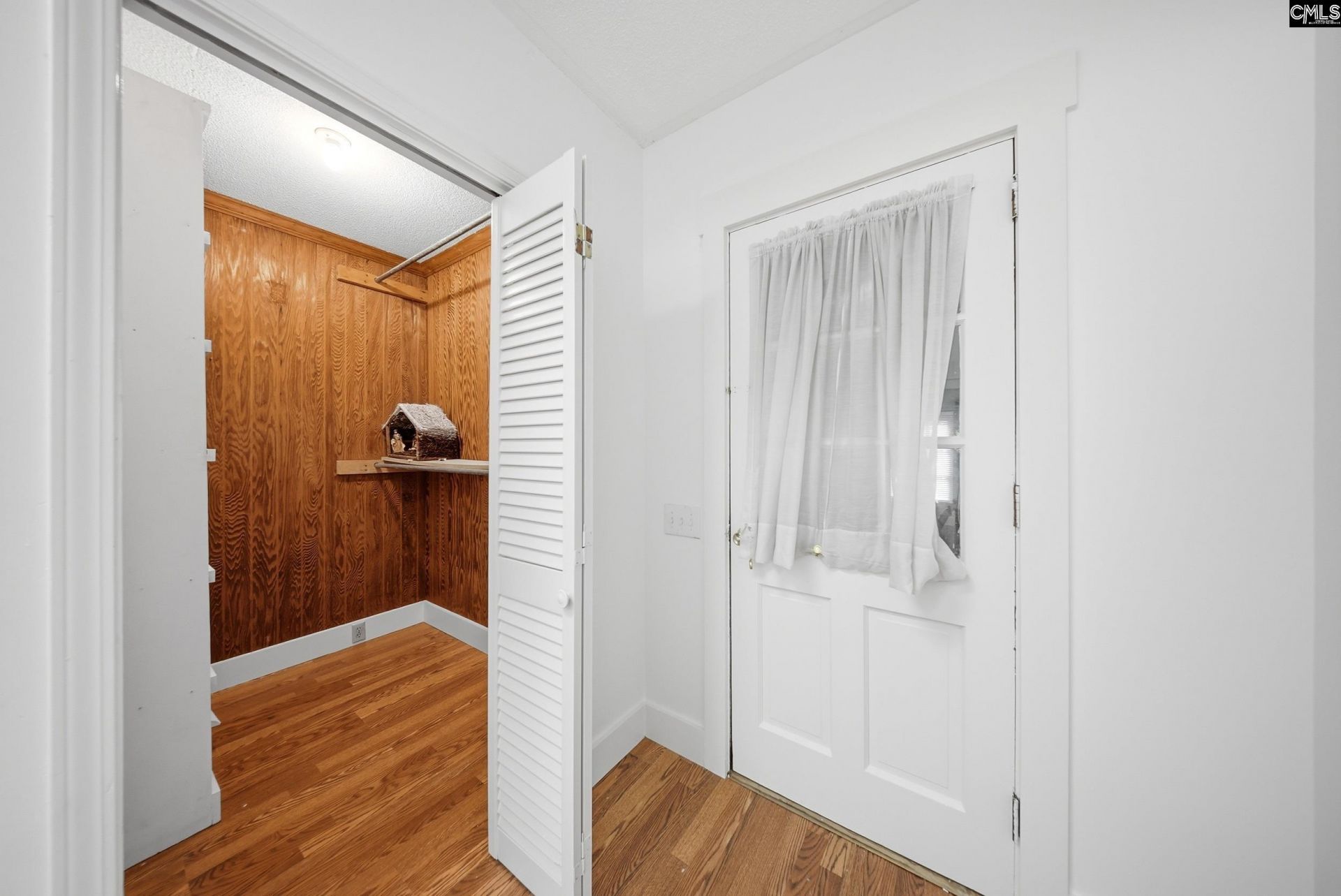 18 Northlake Road  Photo 31