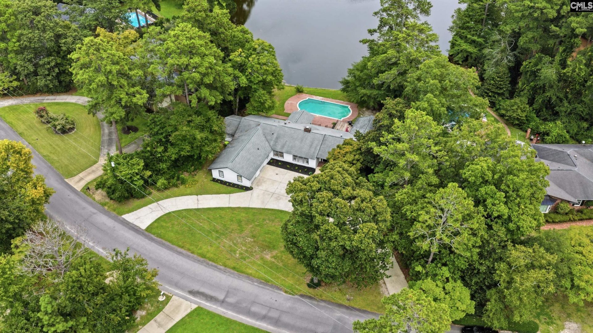 18 Northlake Road  Photo 38