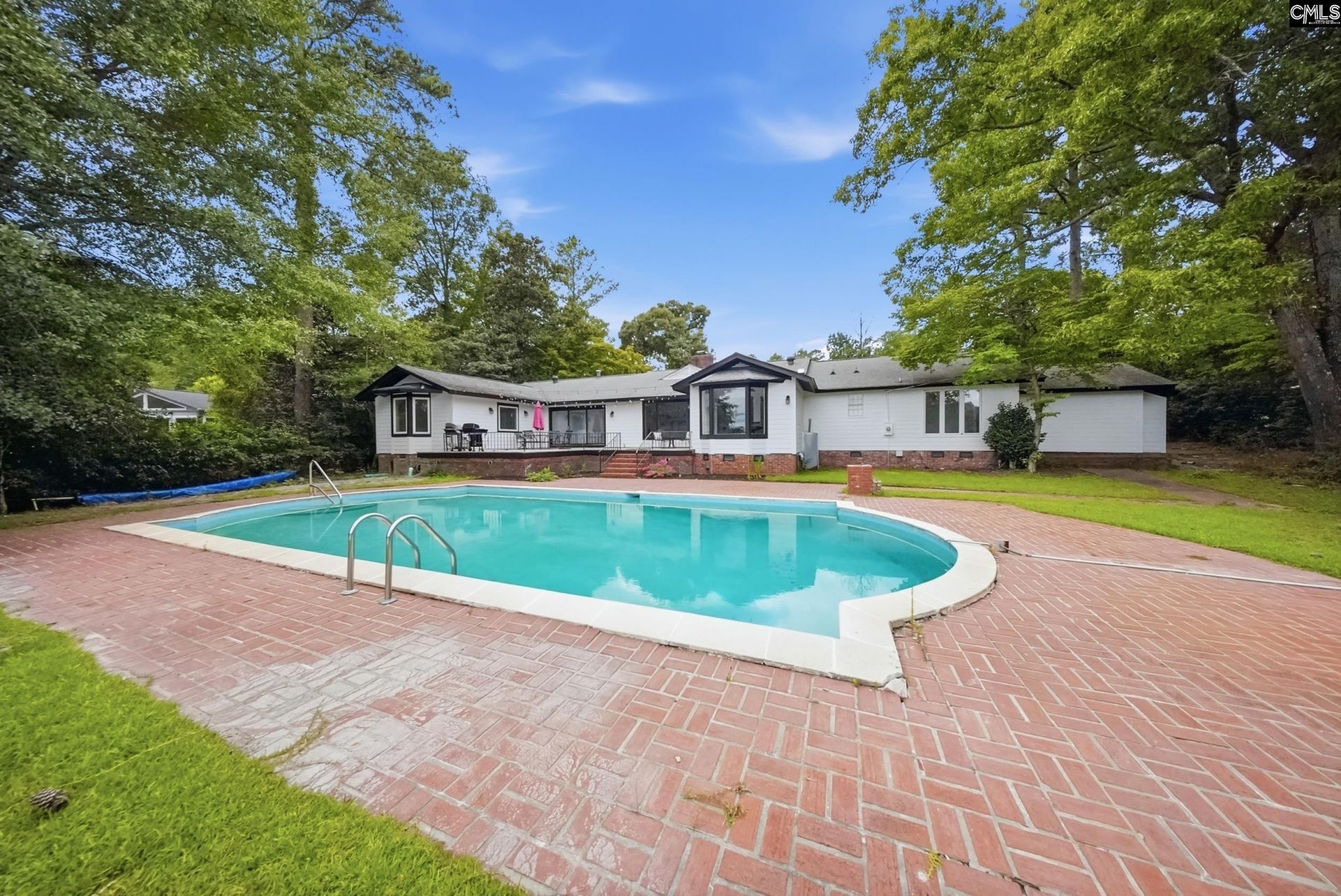 18 Northlake Road  Photo 43