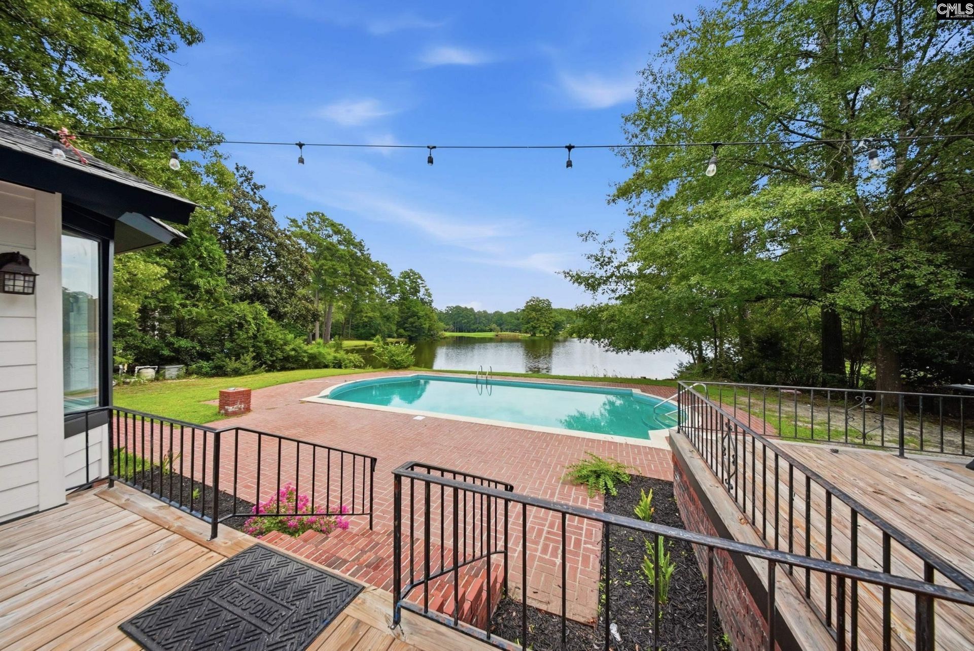 18 Northlake Road  Photo 49