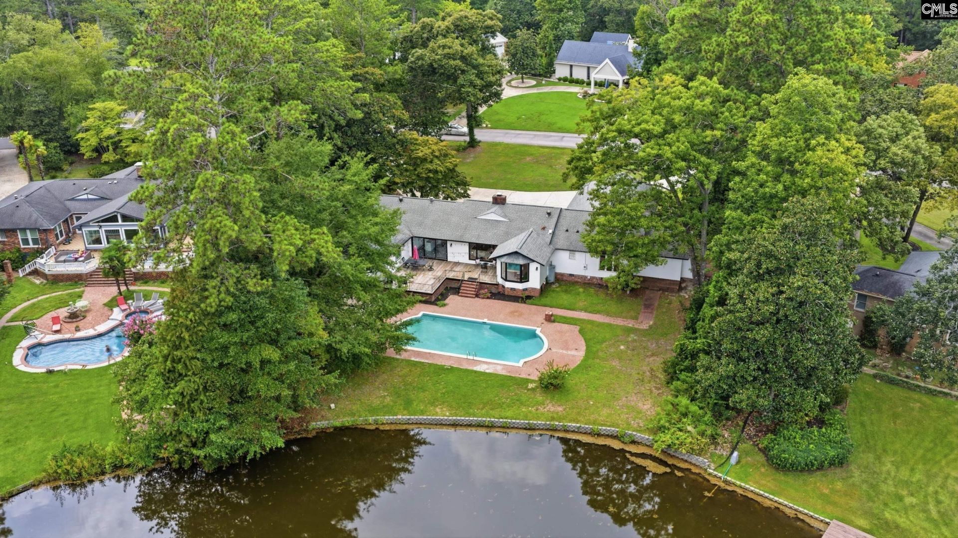 18 Northlake Road  Photo 51