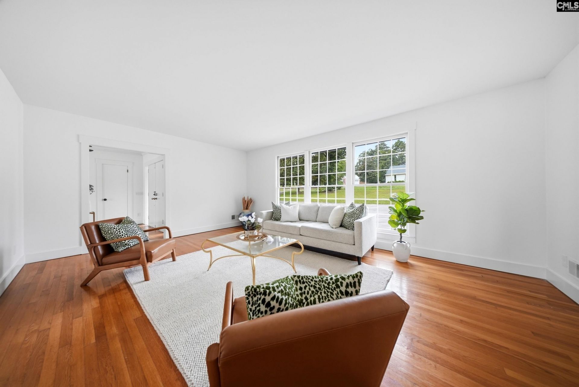 18 Northlake Road  Photo 7