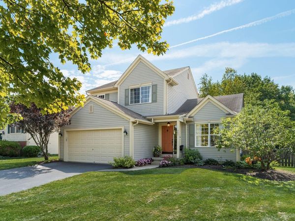 207 Bellebrooke Court, Pataskala, OH 43062
