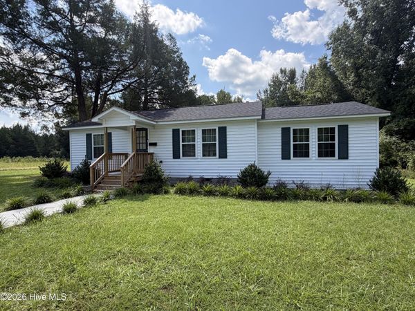 9626 Nc Highway 50 , Maple Hill, NC 28454