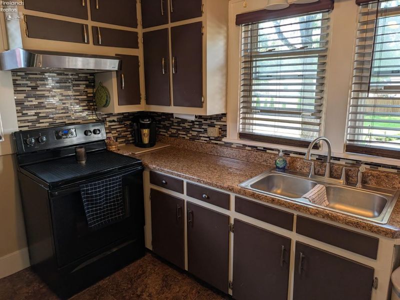 825 South Street, Fremont, OH 43420 Photo 6