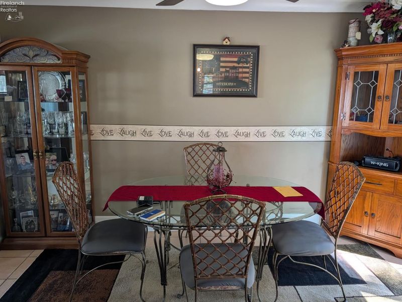 825 South Street, Fremont, OH 43420 Photo 9