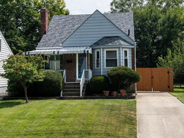 8104 Lake Avenue, Deer Park, OH 45236