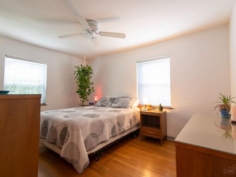 8104 Lake Avenue, Deer Park, OH 45236 Photo 6