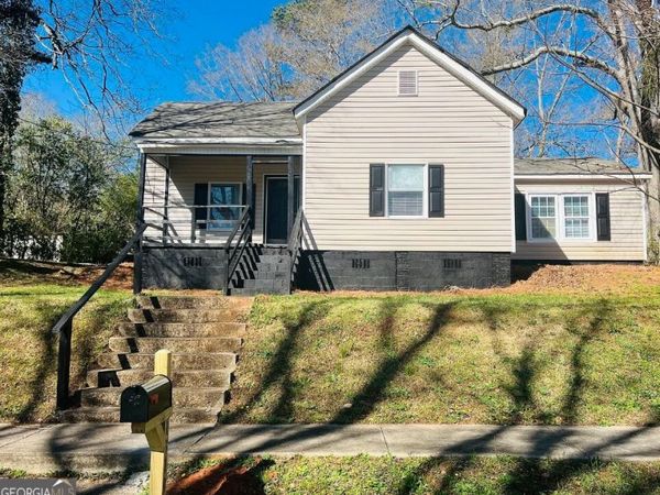 1318 Forrest Avenue, Lagrange, GA 30240