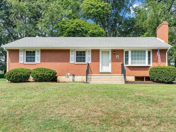 4501 Kirkwood DR , Roanoke, VA 24018