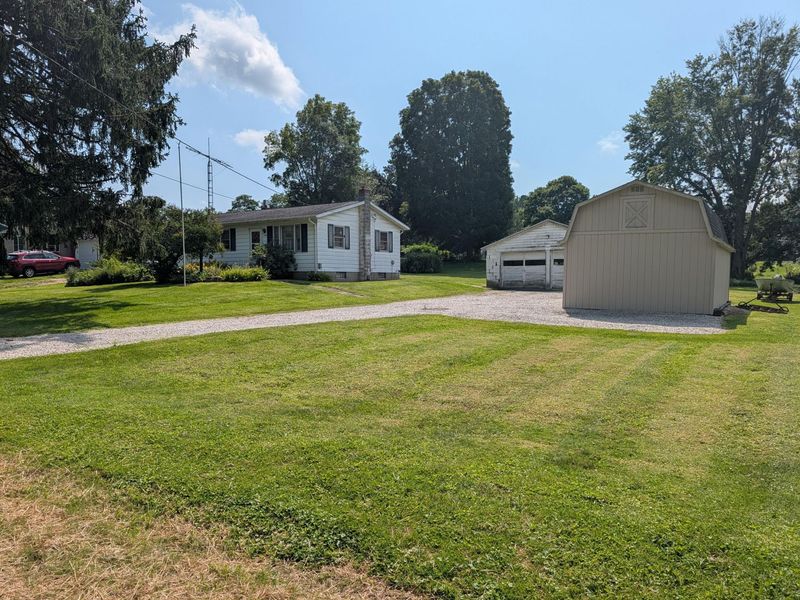 12050 Southbay Drive, Fredericktown, OH 43019 Photo 2