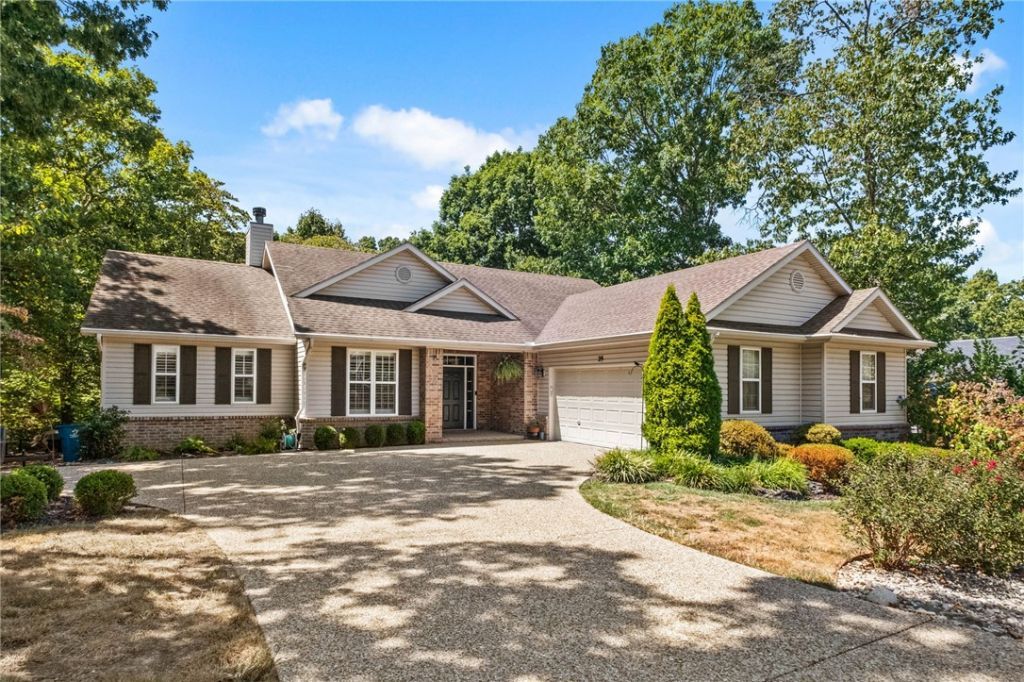 29 Monikie Drive, Bella Vista, AR 72715 Main Photo