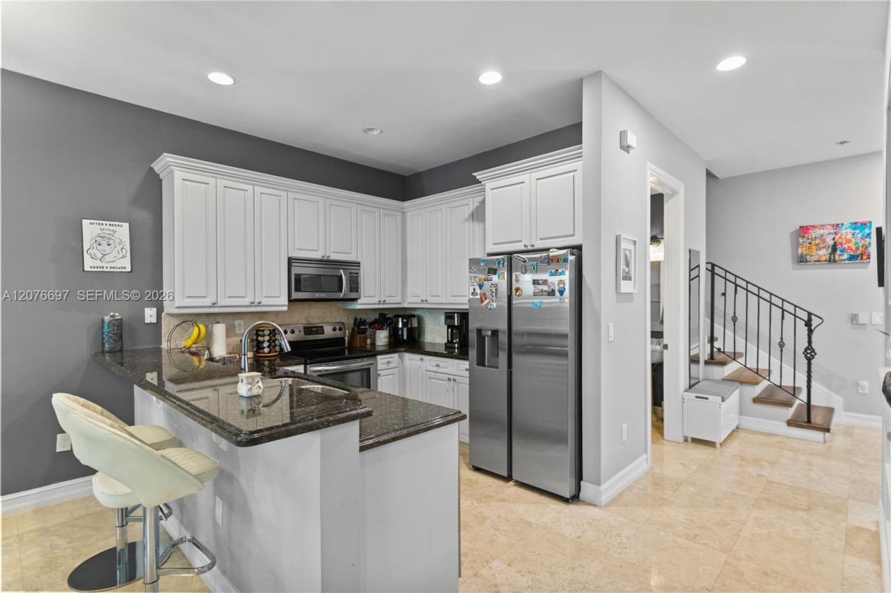 1139 N Victoria Park Rd, Fort Lauderdale, FL 33304 Photo