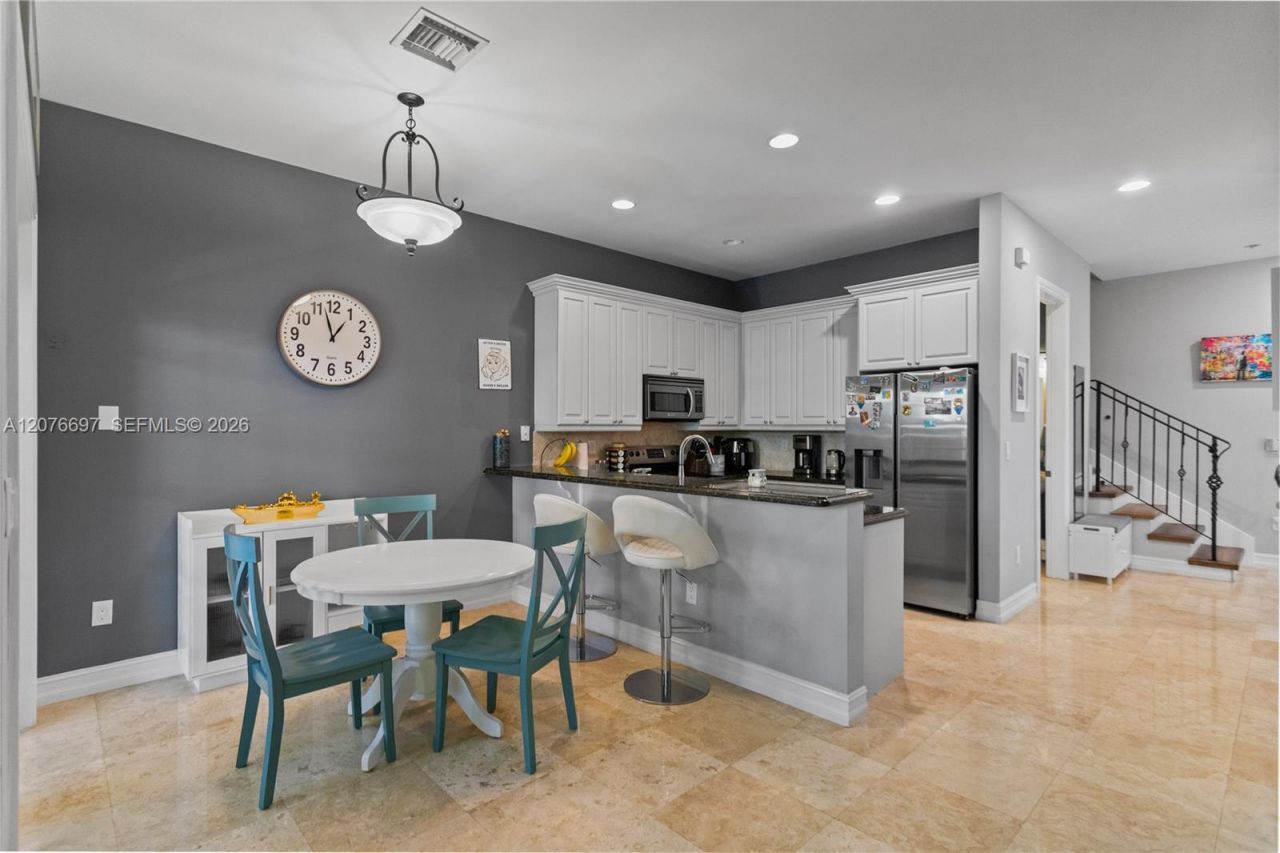 1139 N Victoria Park Rd, Fort Lauderdale, FL 33304 Photo