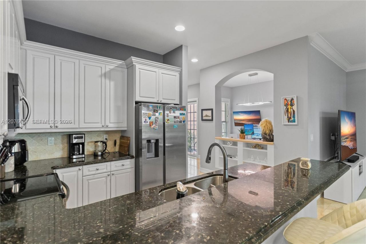 1139 N Victoria Park Rd, Fort Lauderdale, FL 33304 Photo