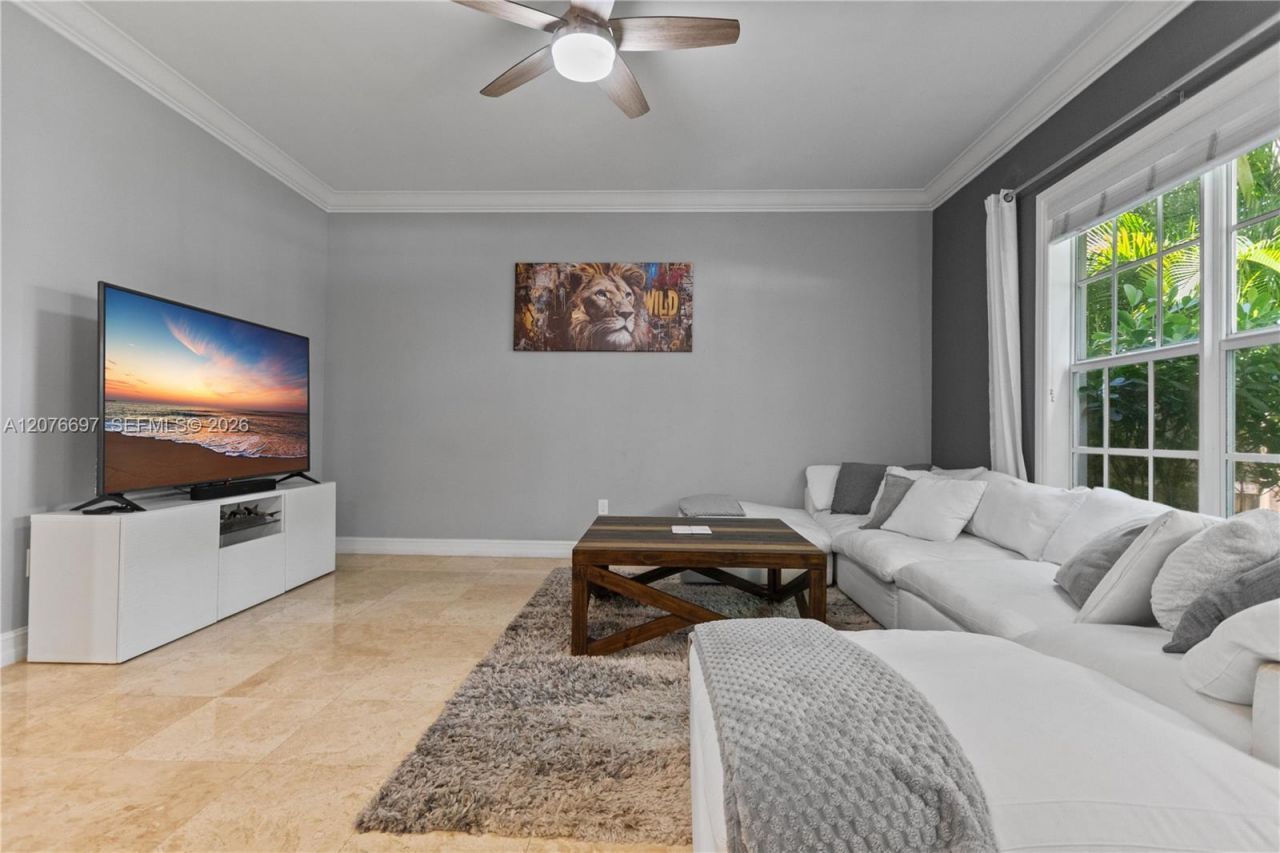 1139 N Victoria Park Rd, Fort Lauderdale, FL 33304 Photo
