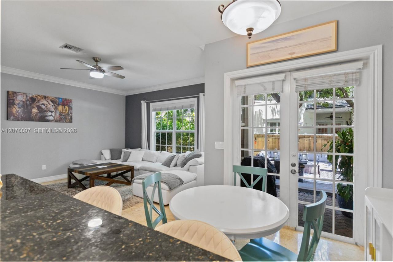 1139 N Victoria Park Rd, Fort Lauderdale, FL 33304 Photo