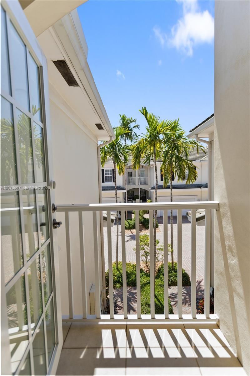 1139 N Victoria Park Rd, Fort Lauderdale, FL 33304 Photo