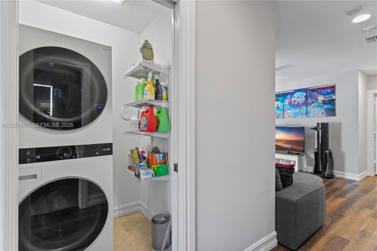 1139 N Victoria Park Rd, Fort Lauderdale, FL 33304 Photo