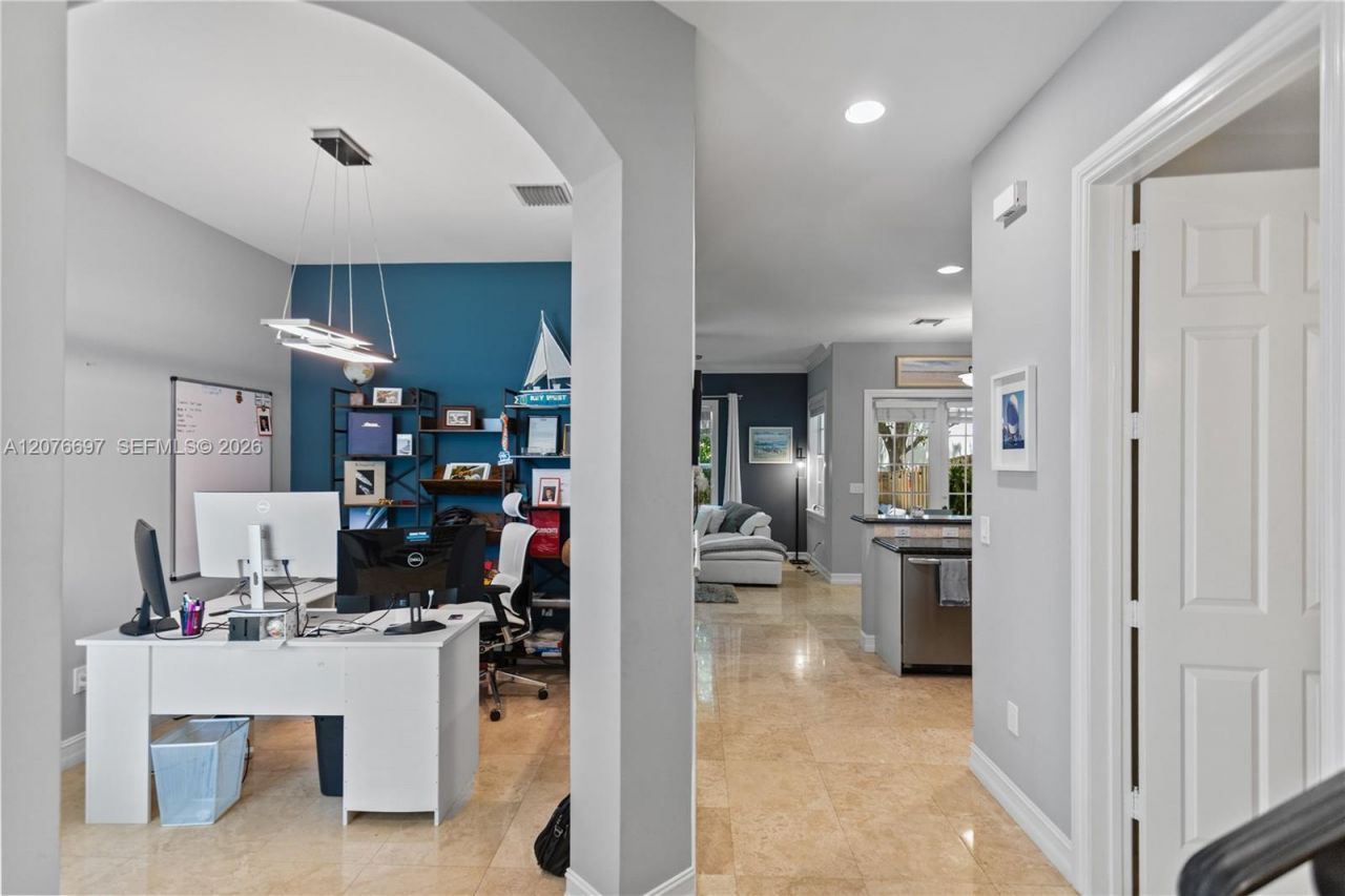1139 N Victoria Park Rd, Fort Lauderdale, FL 33304 Photo