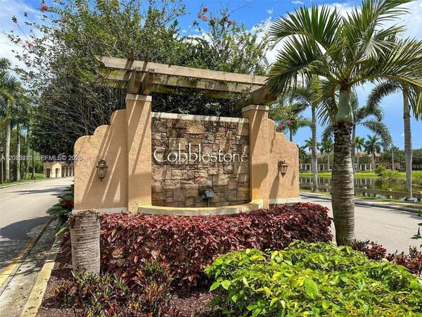 634 SW 147th Ave , Unit 634, Pembroke Pines, FL 33027