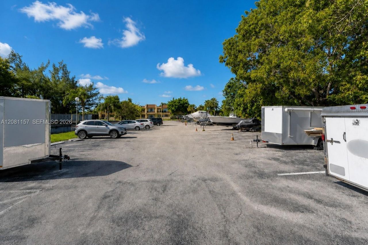 13710 SW 90th Ave , Unit 20, Miami, FL 33176 Photo