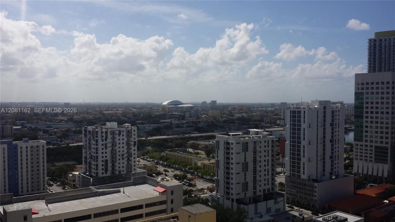 999 SW 1st Ave, Unit 2305, Miami, FL 33130 Photo
