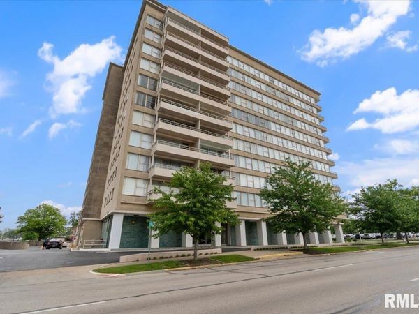 718 S 7TH Street, Unit 207, Springfield, IL 62703