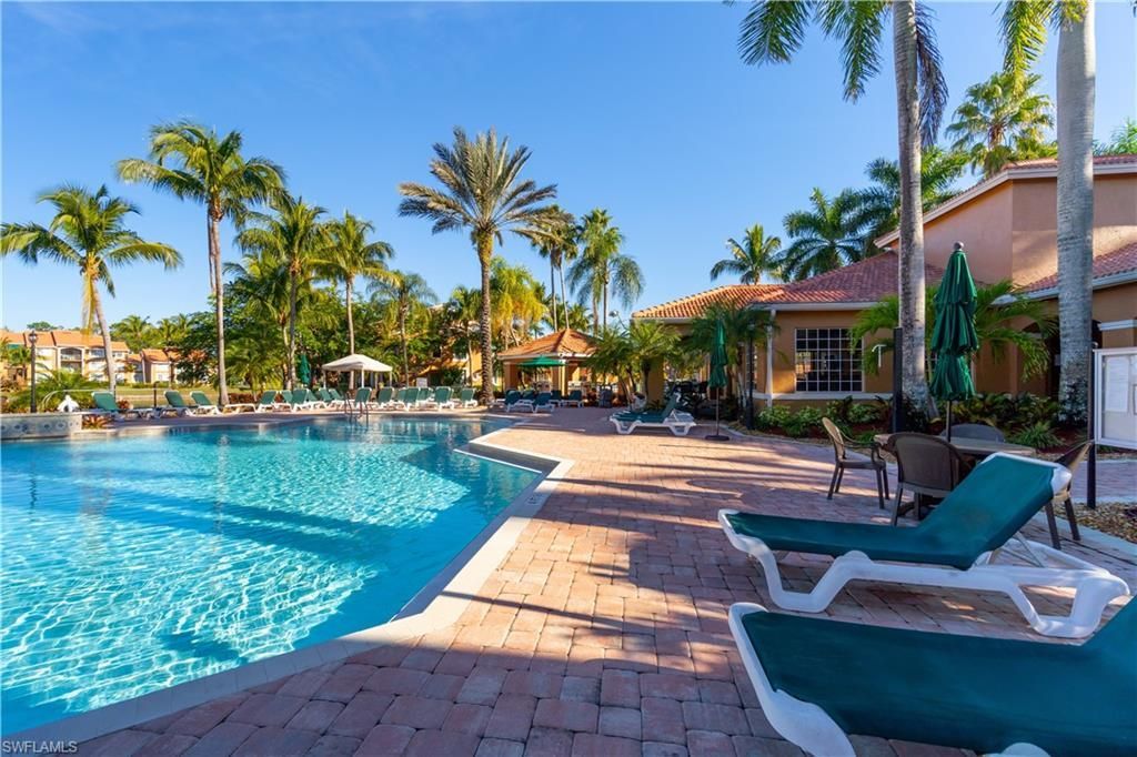1270 Wildwood Lakes Blvd, Unit 208, Naples, FL 34104 Photo