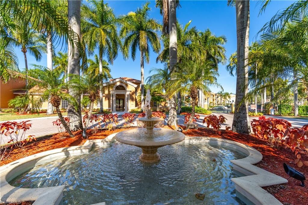 1270 Wildwood Lakes Blvd, Unit 208, Naples, FL 34104 Photo