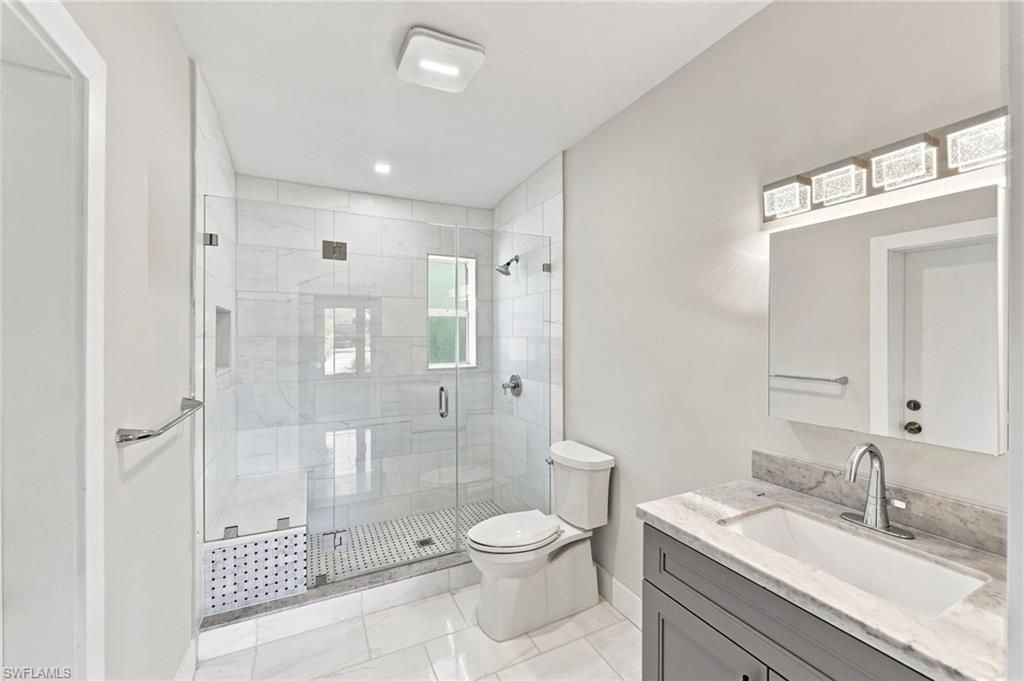 47 River Ct , Naples, FL 34110 Photo