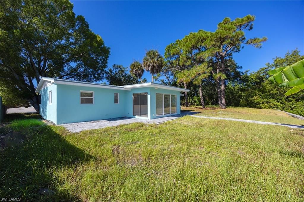 47 River Ct , Naples, FL 34110 Photo
